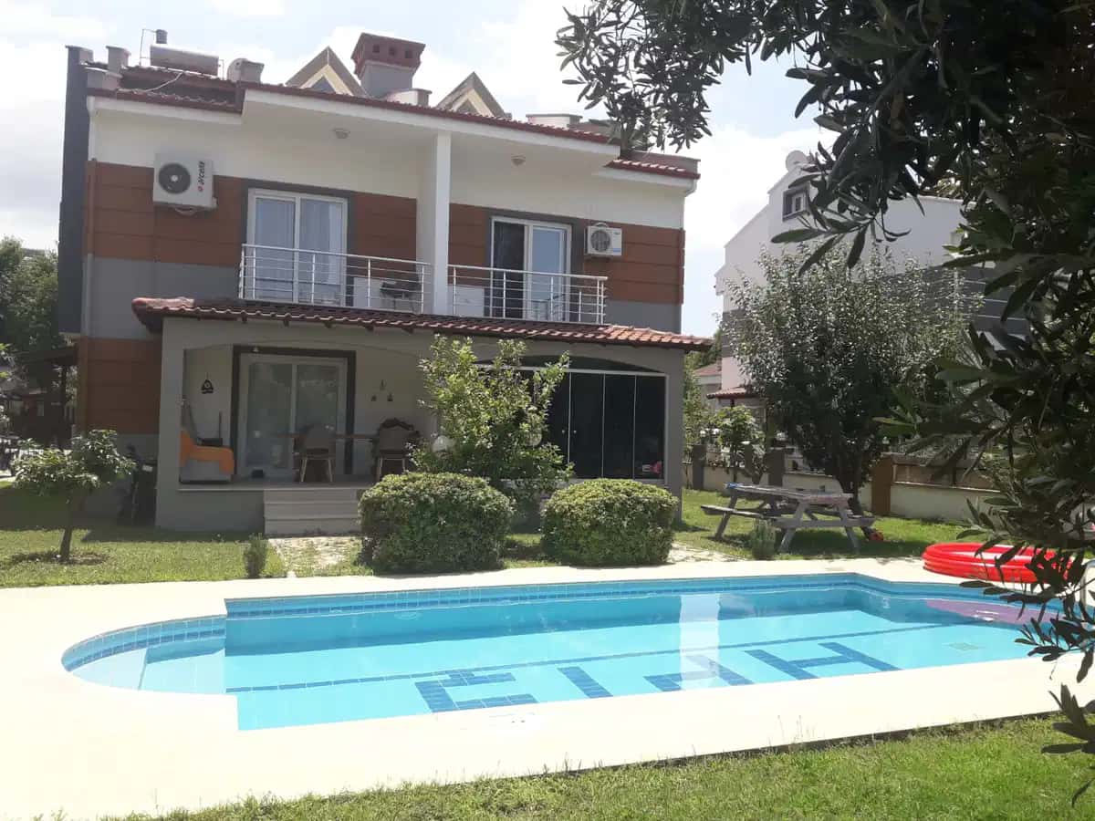 Villa Ela Duo
