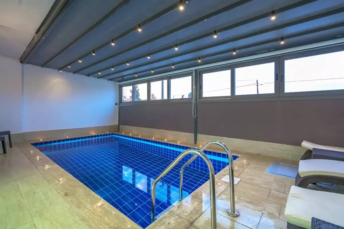Villa Sierra 4