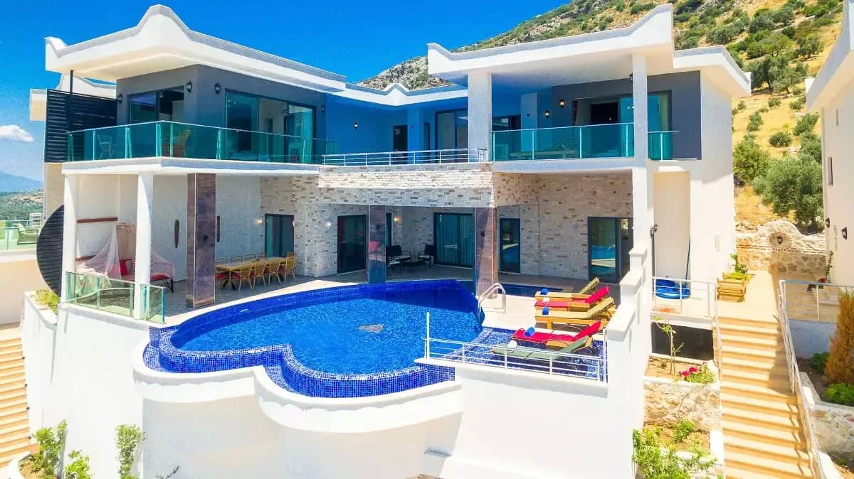 Villa Heart 1