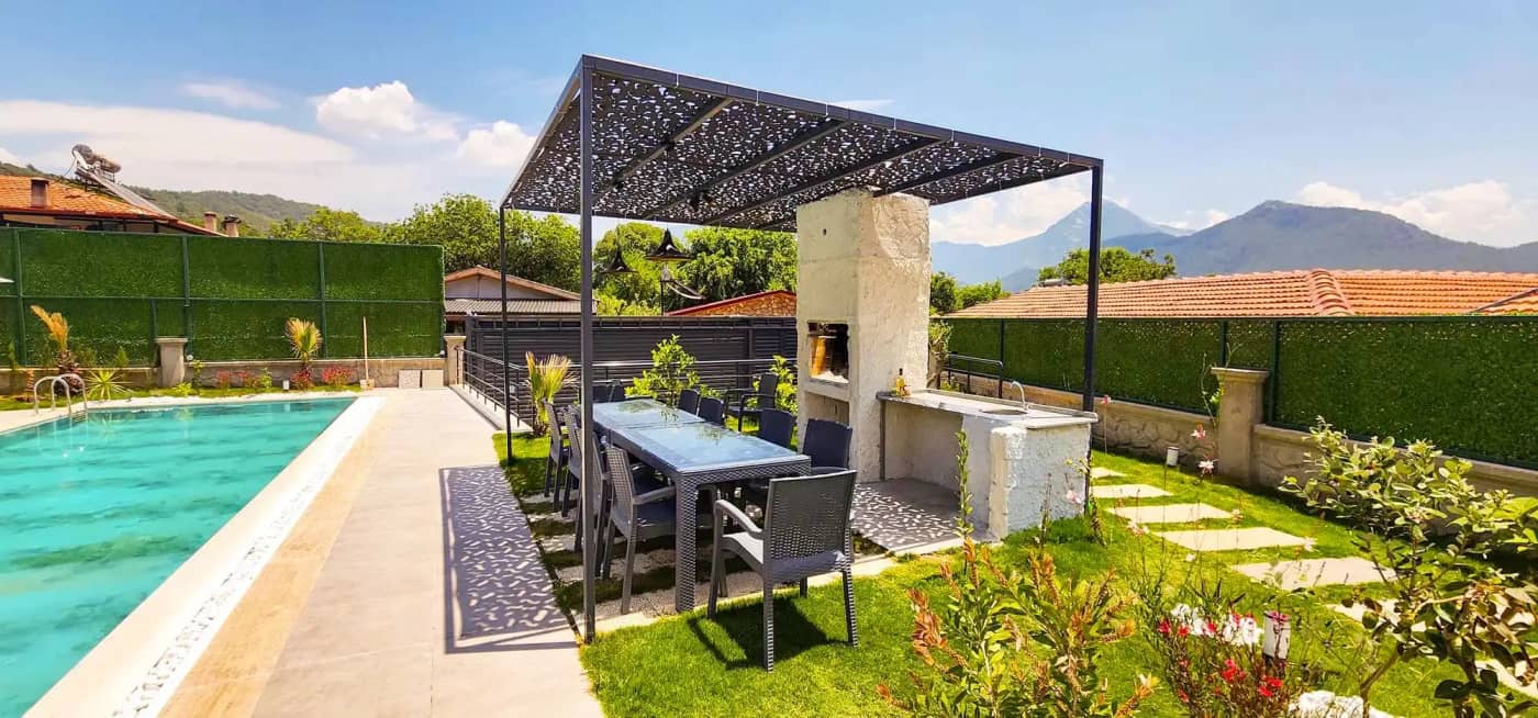 Villa Mamon Life 2