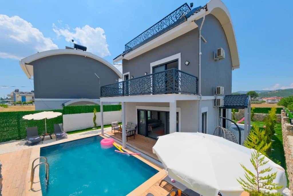 Villa Holiday 1