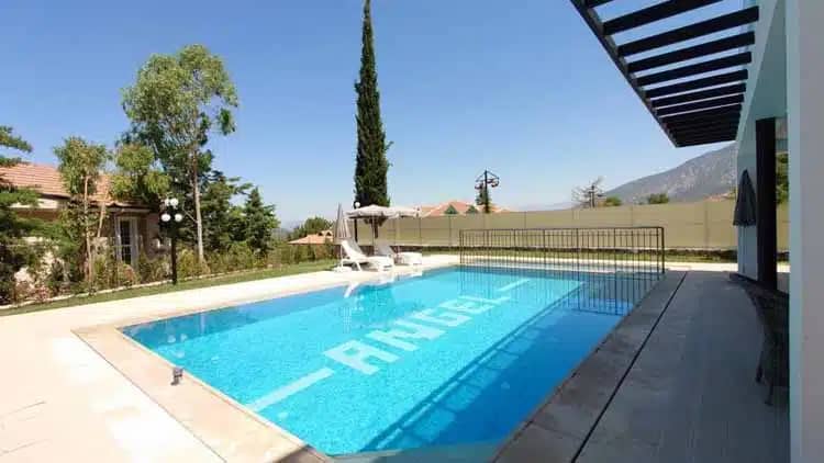 Villa Nes 2 2