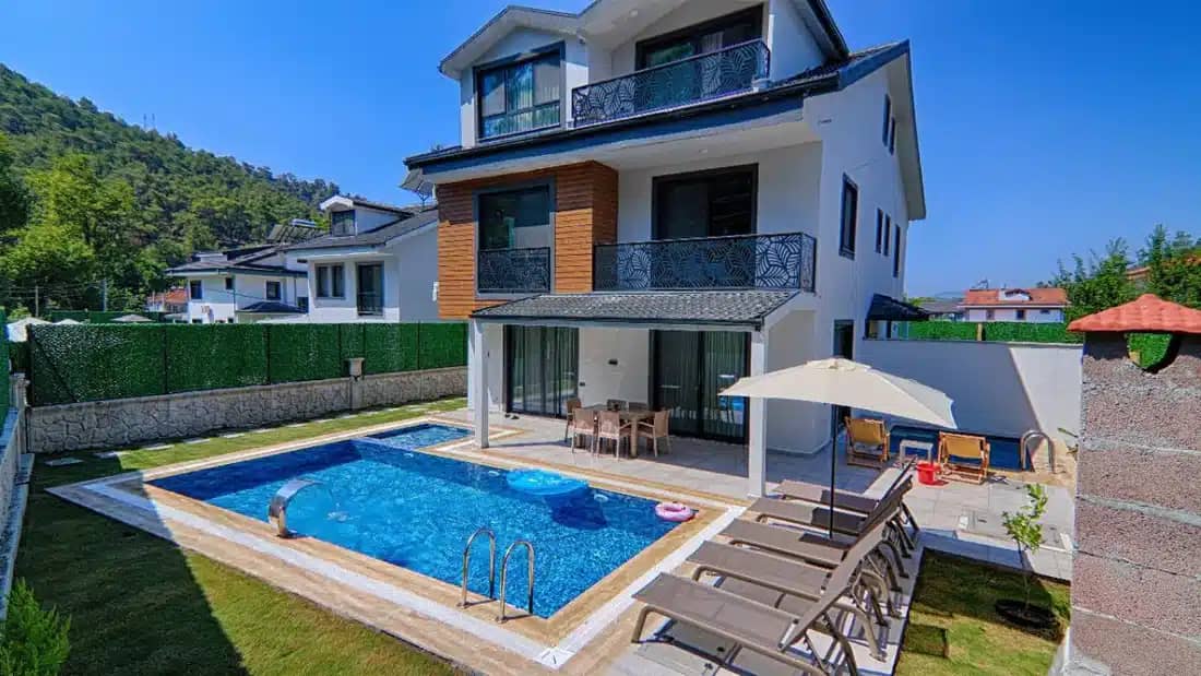 Villa Belarus 2