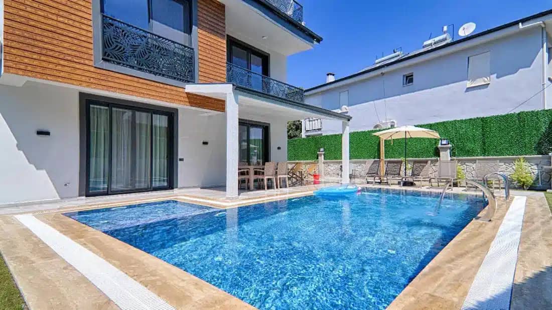 Villa Belarus 5