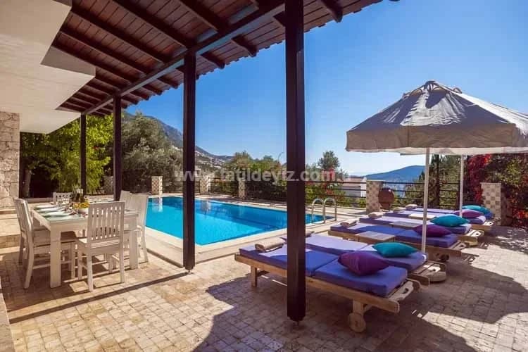 Villa Otantik 6