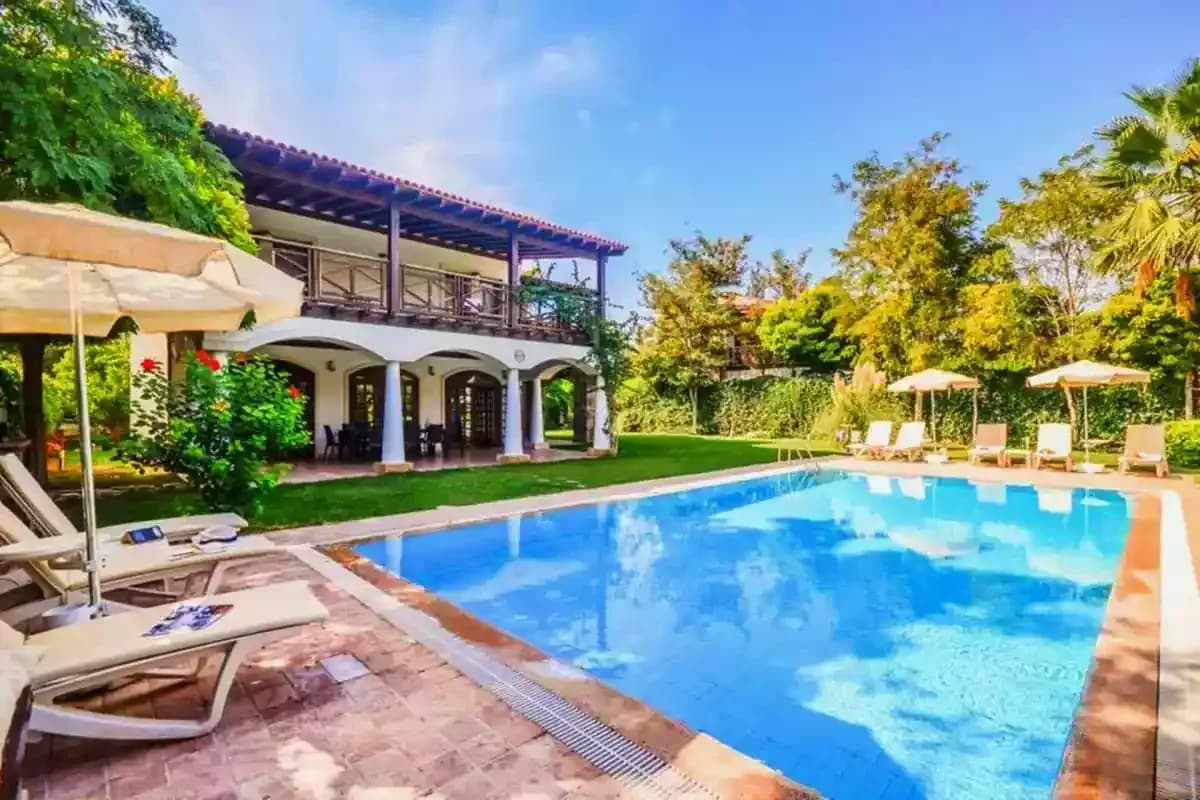 Villa Mira 2