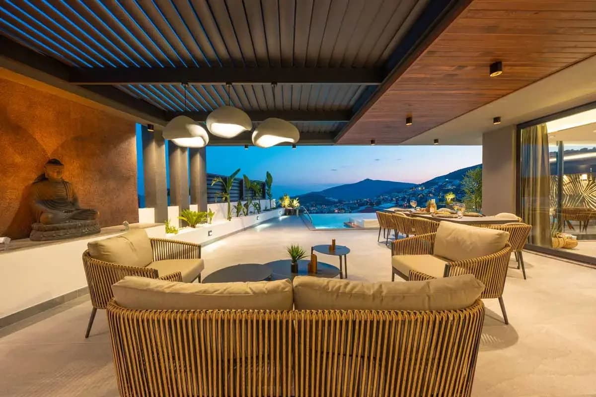 Villa Supernova 8