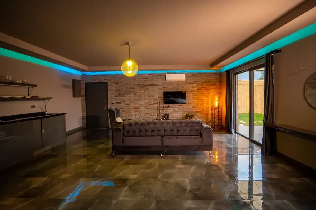 Villa Inn House Suit 8 20