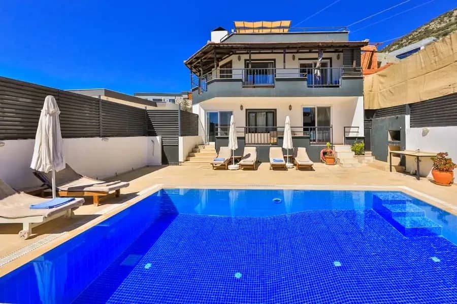 Villa Emir Akbel