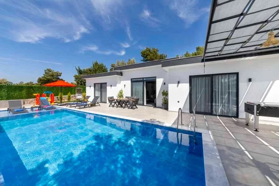 Villa Elyase 8