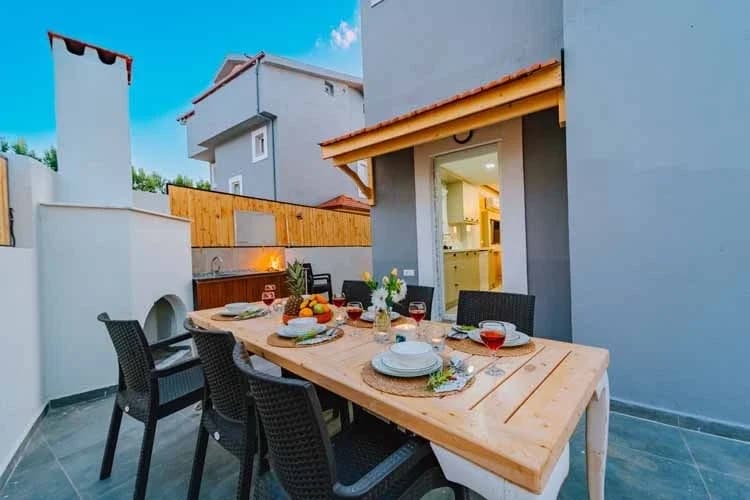 Villa Letonya 71