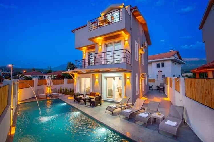 Villa Letonya 77