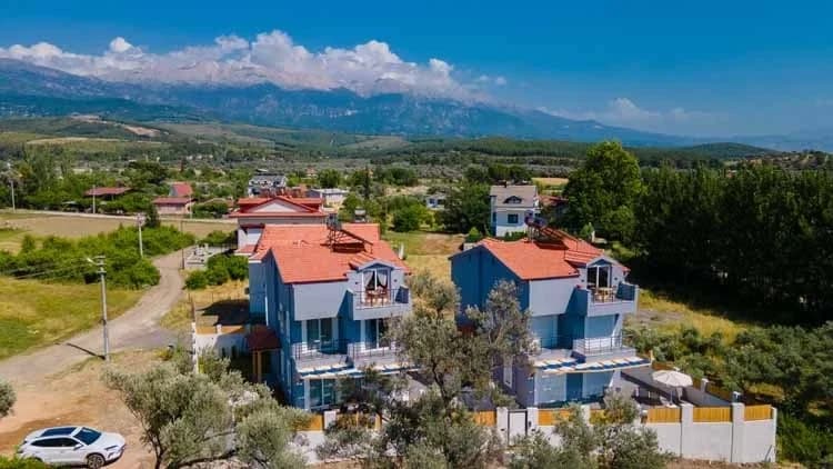 Villa Letonya 80