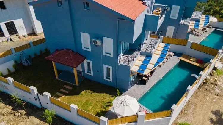 Villa Letonya 87