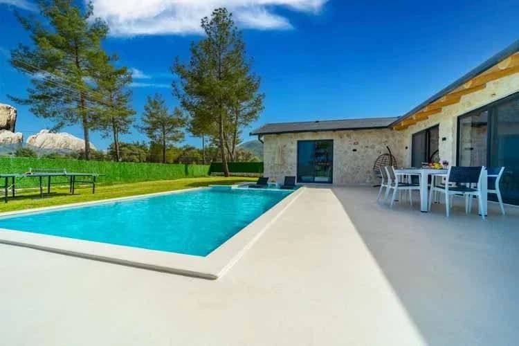 Villa Casaba Uğrar 4