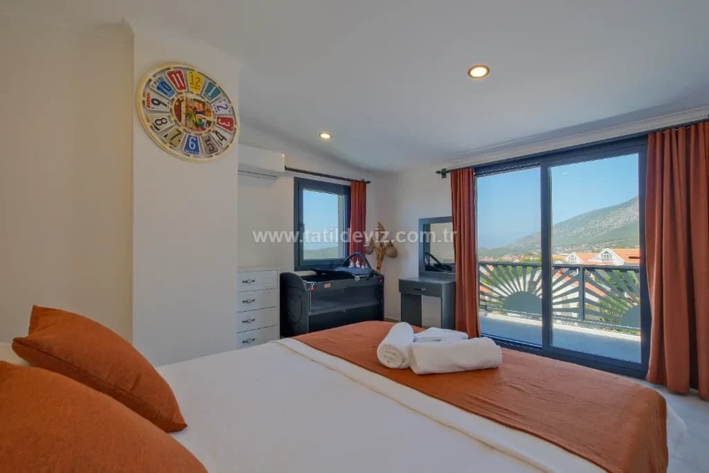 Villa Santorini 43
