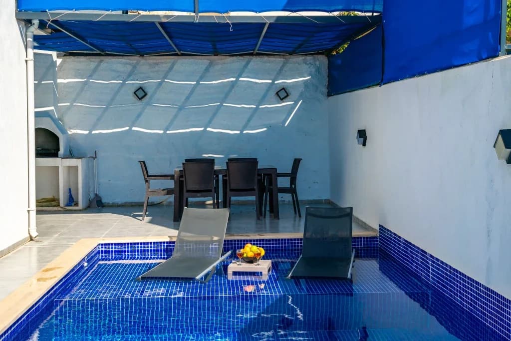 Villa Violet Duo 2