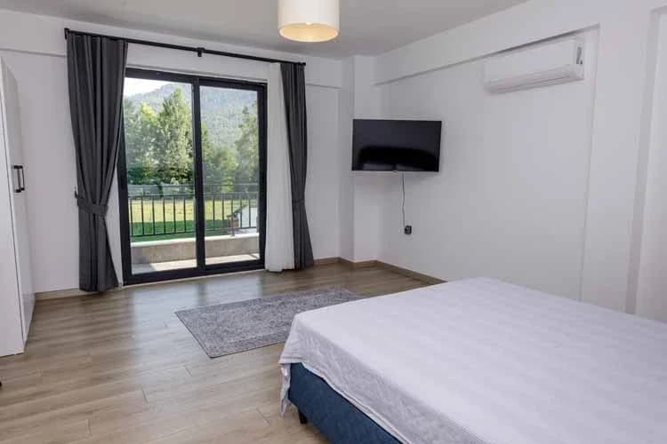 Villa Mila 36