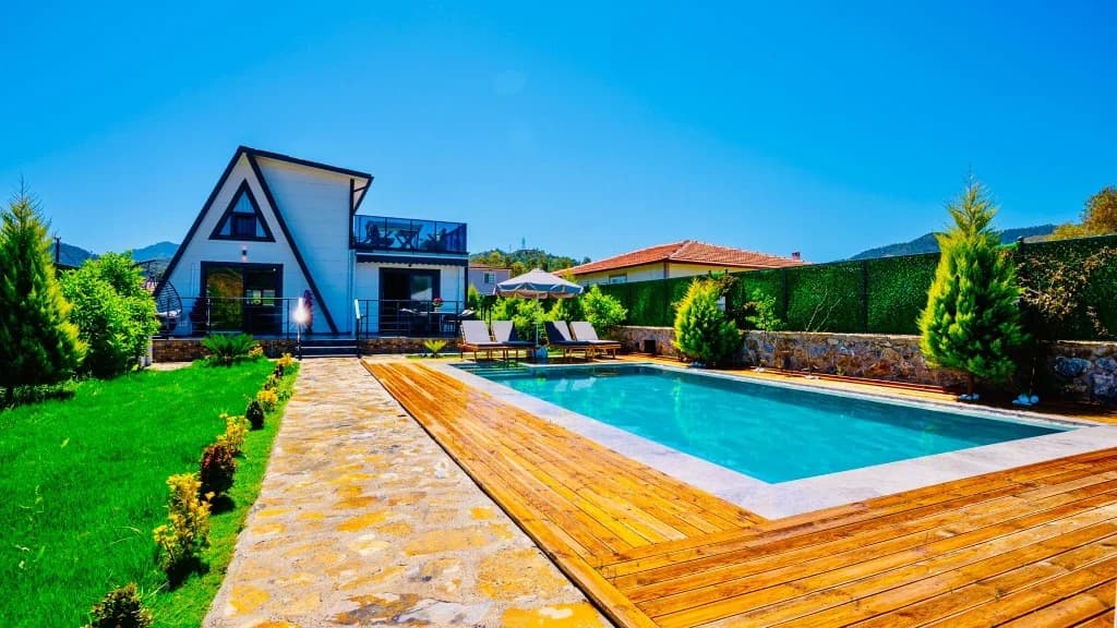 Villa Frame House 2