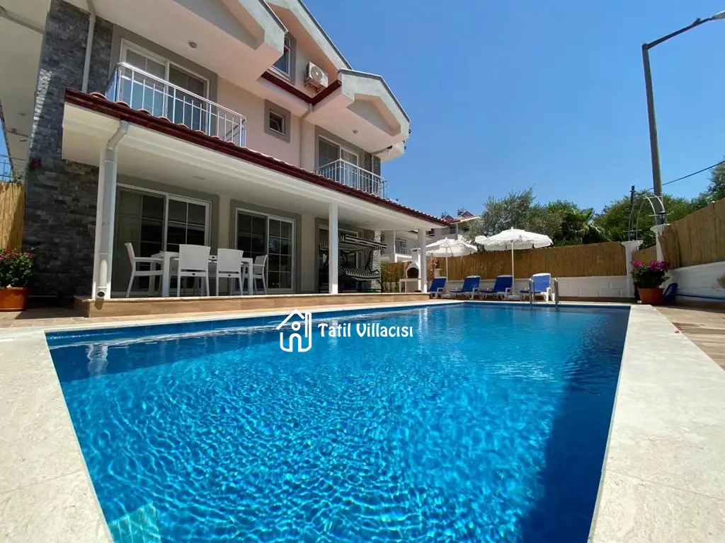 Villa Berceste 1