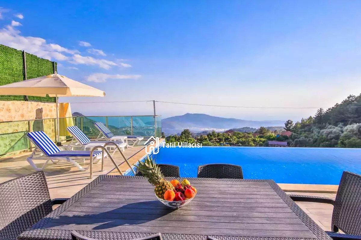 Villa Calist 2