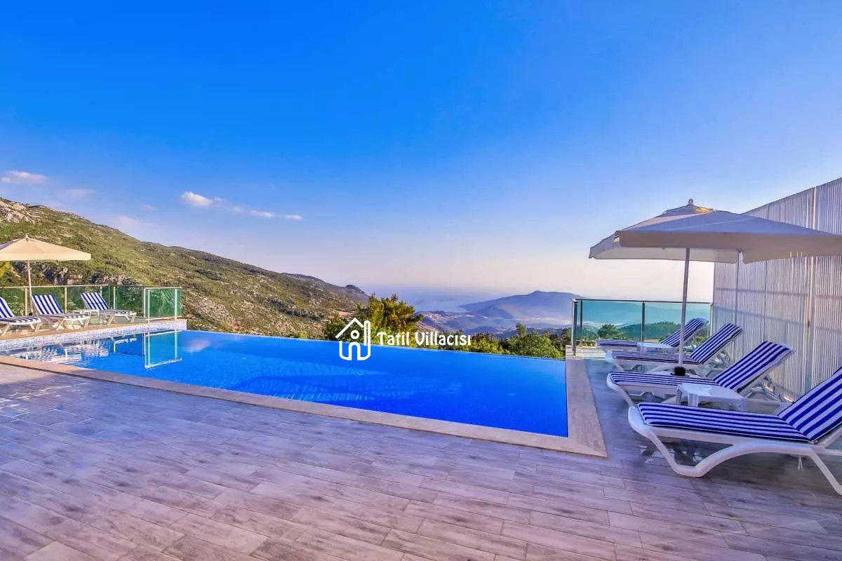 Villa Calist 4