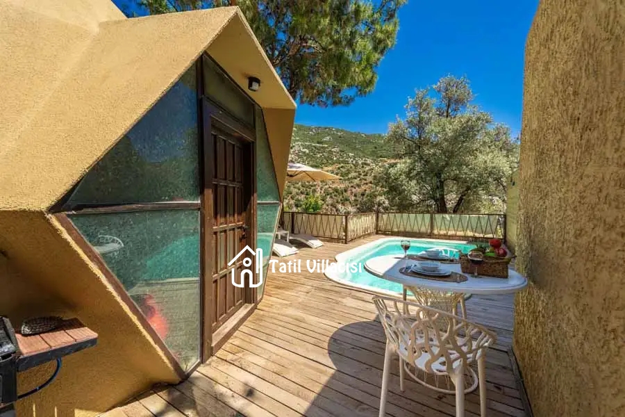 Kalkan Domes 1
