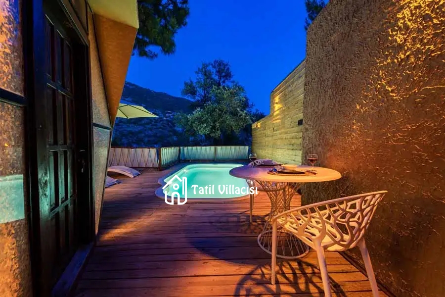 Kalkan Domes 1
