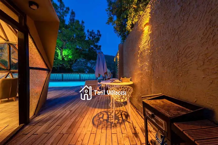 Kalkan Domes 1