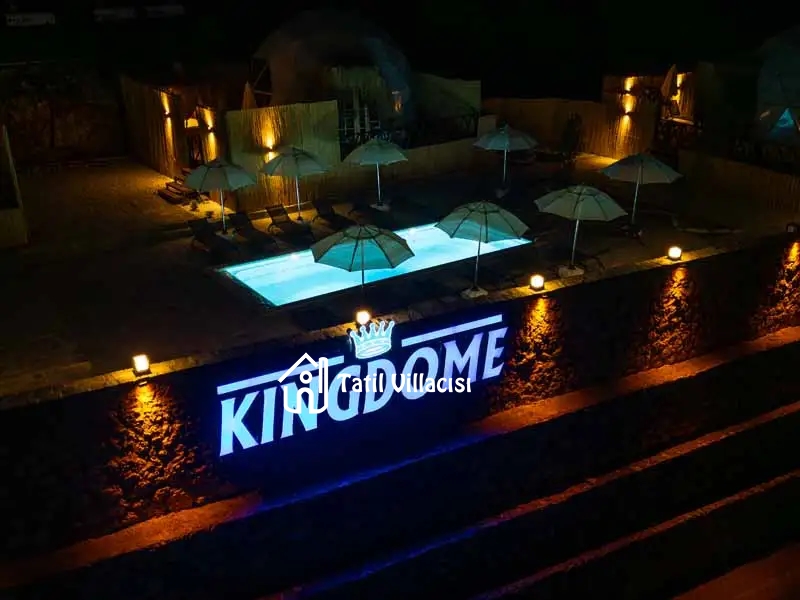 King Dome A 1