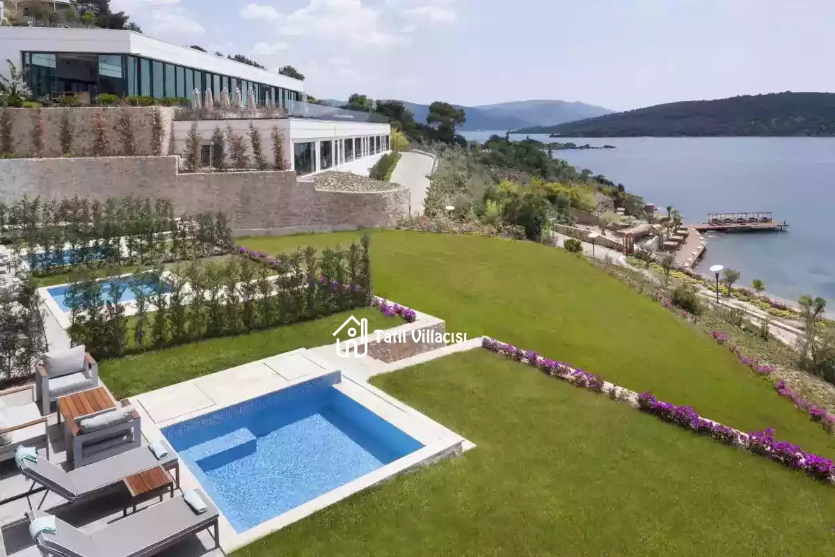Le Meridien Jacuzzi Garden Villa