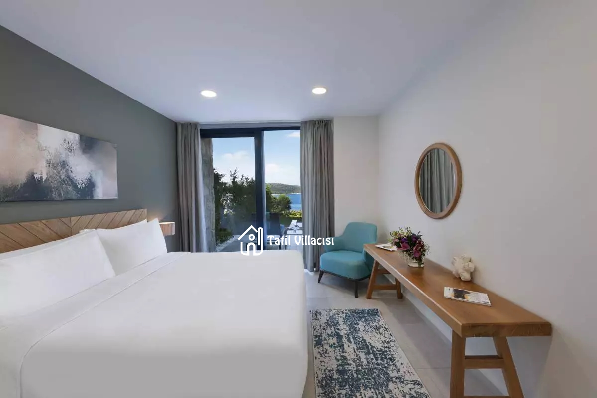 Le Meridien Jacuzzi Garden Villa