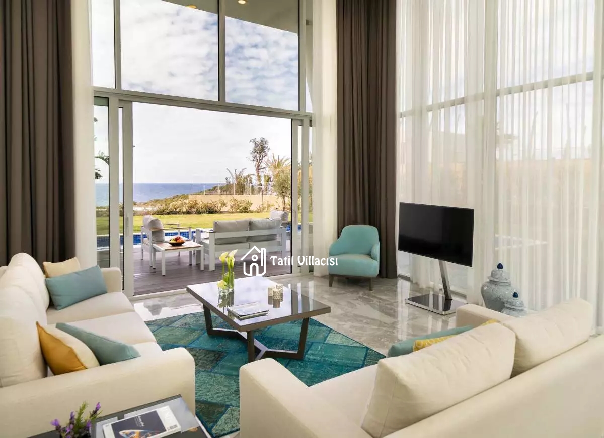 Le Meridien Pool Villa