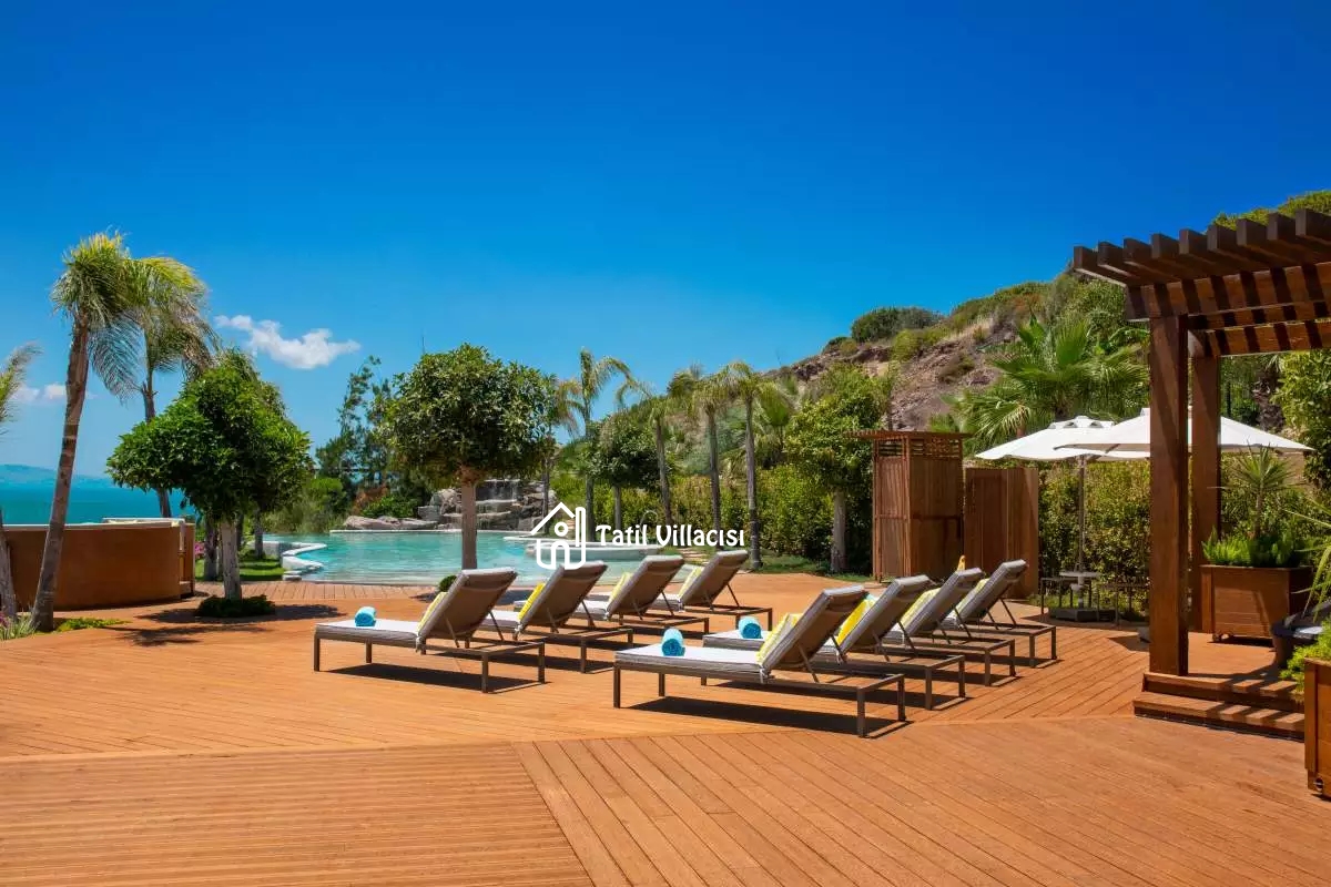 Le Meridien Pool Villa