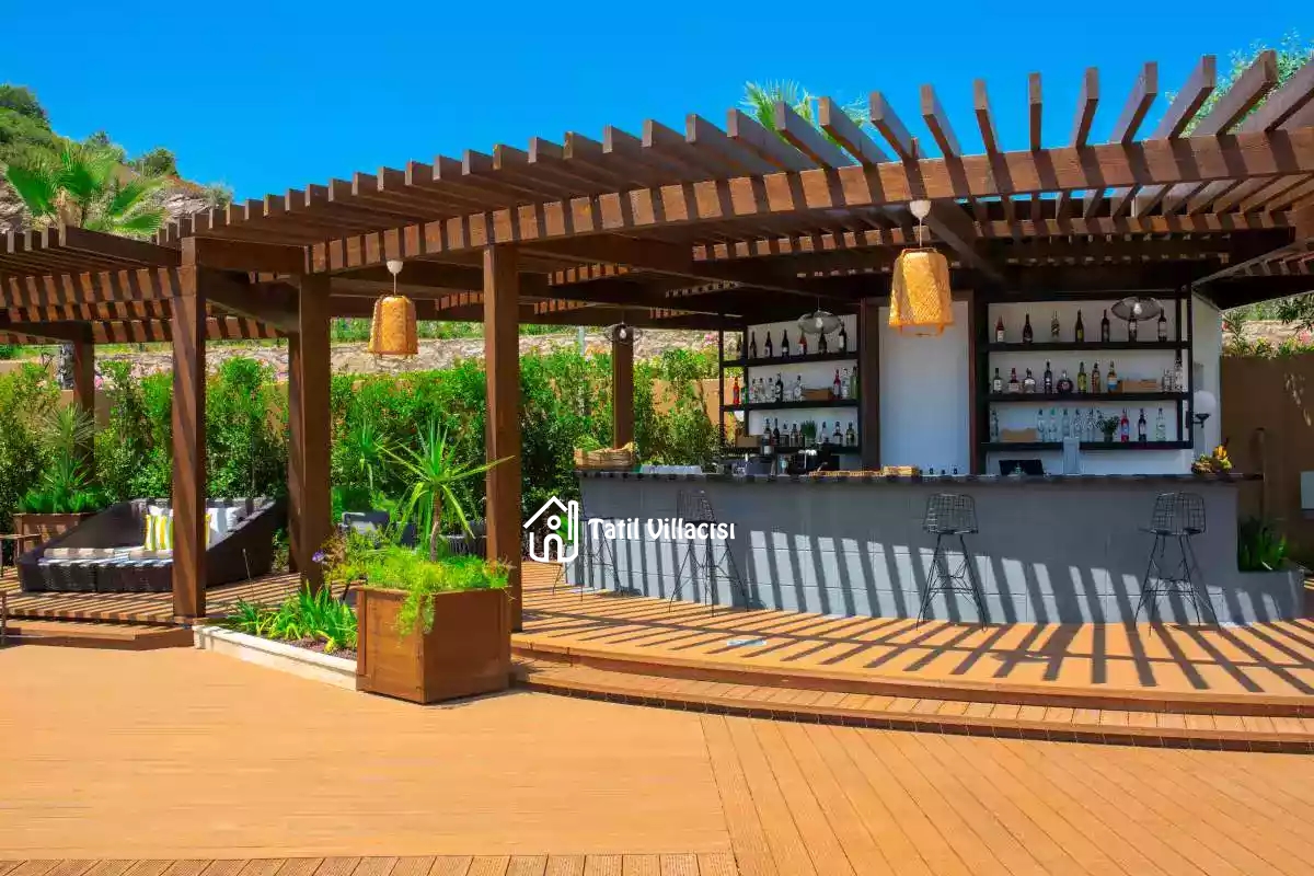Le Meridien Pool Villa