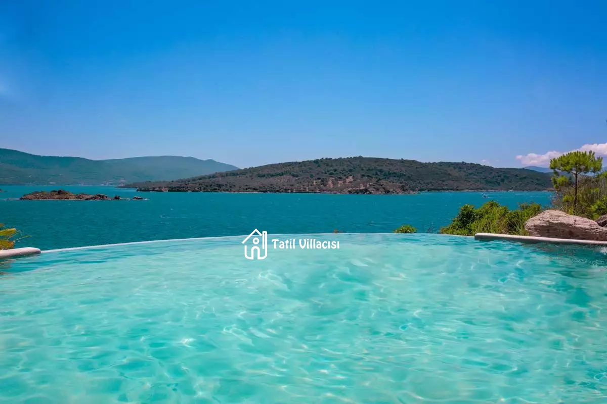 Le Meridien Pool Villa