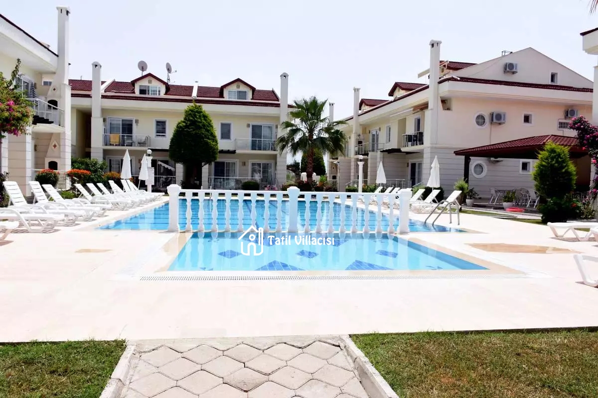 Ocean Beach Apart