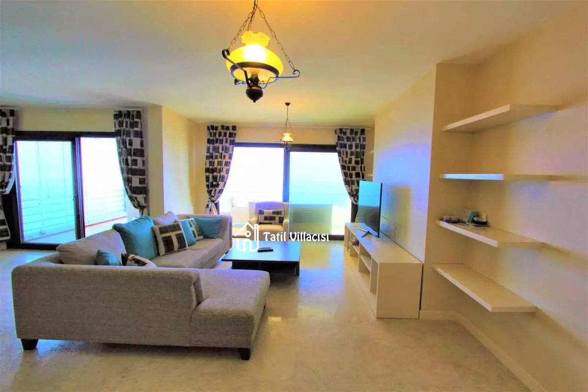 Residence Blue