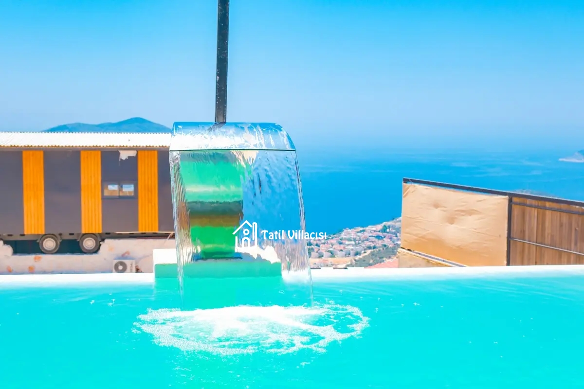 Tiny Budva House