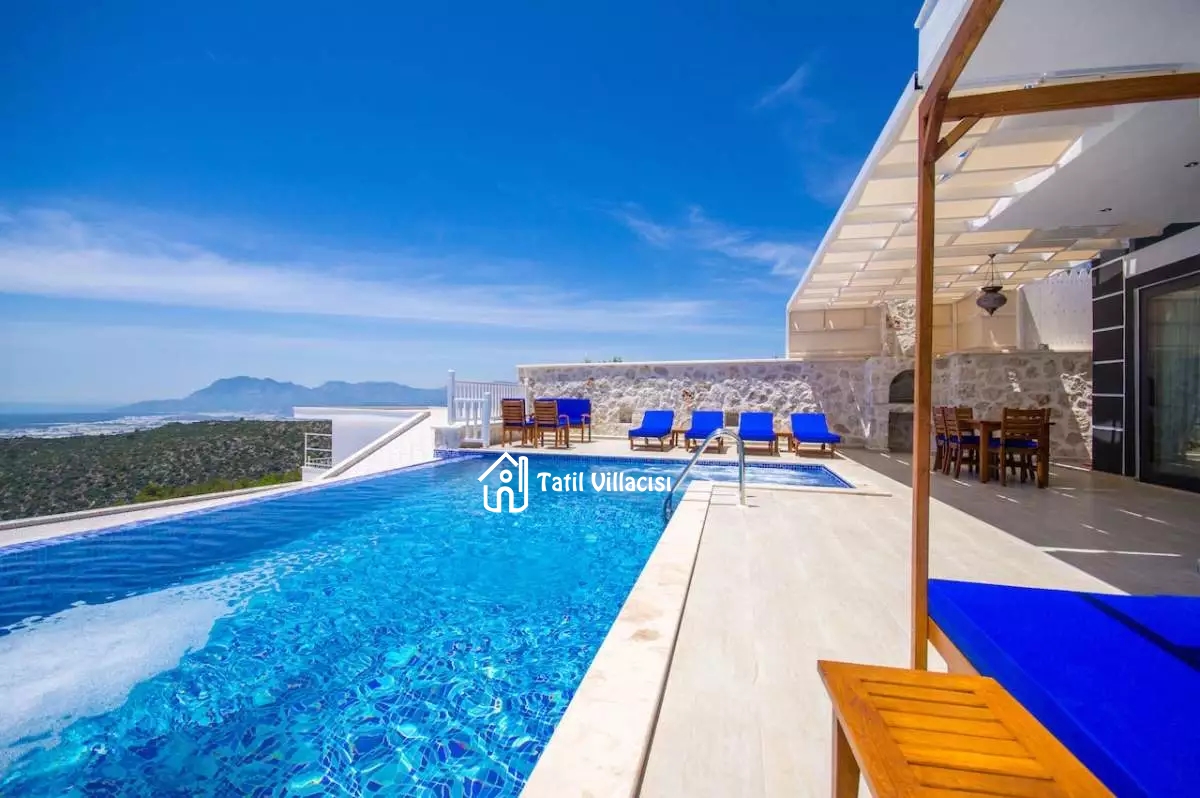 Villa Adel