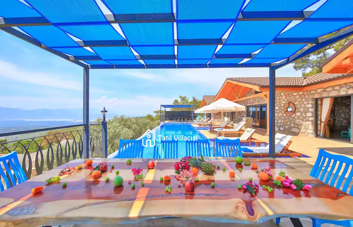 Villa Akropol