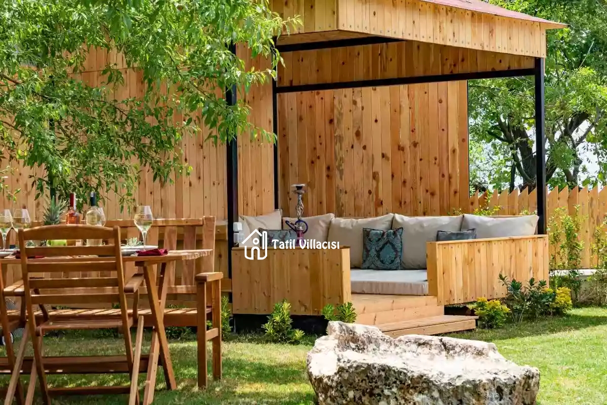 Villa Aqua