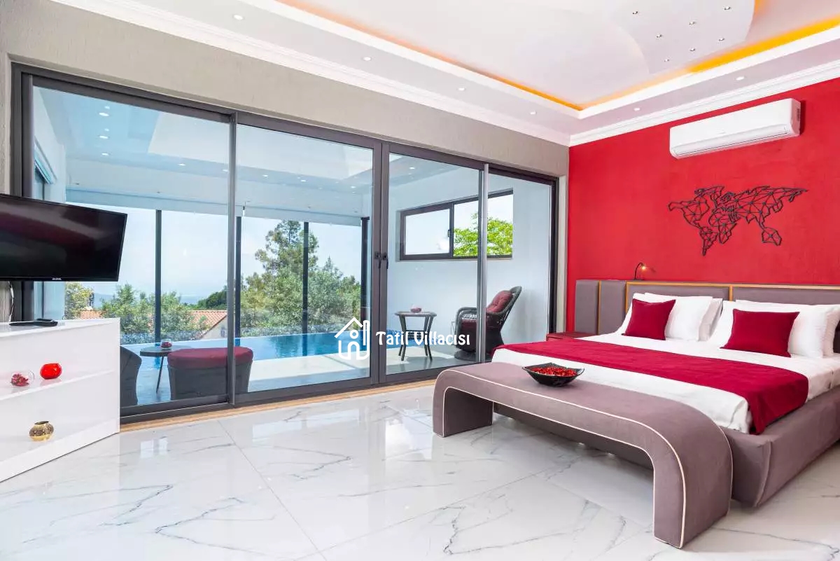 Villa Aqua