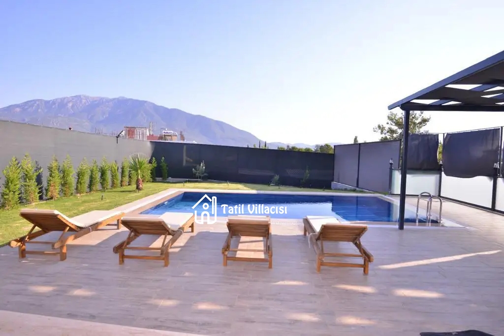 Villa Arimas