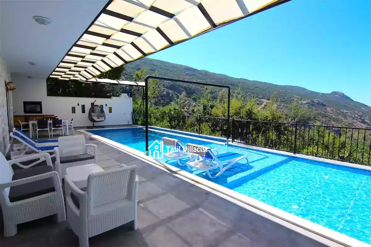 Villa Arya