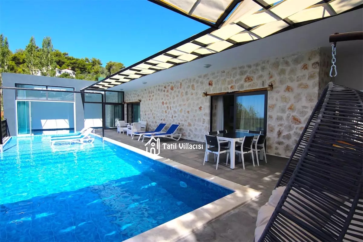 Villa Arya