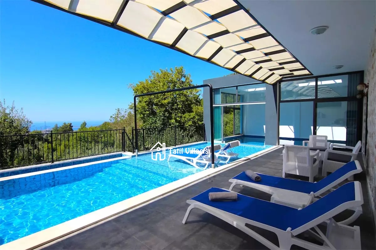 Villa Arya