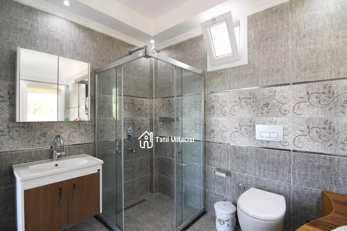 Villa Asyalı