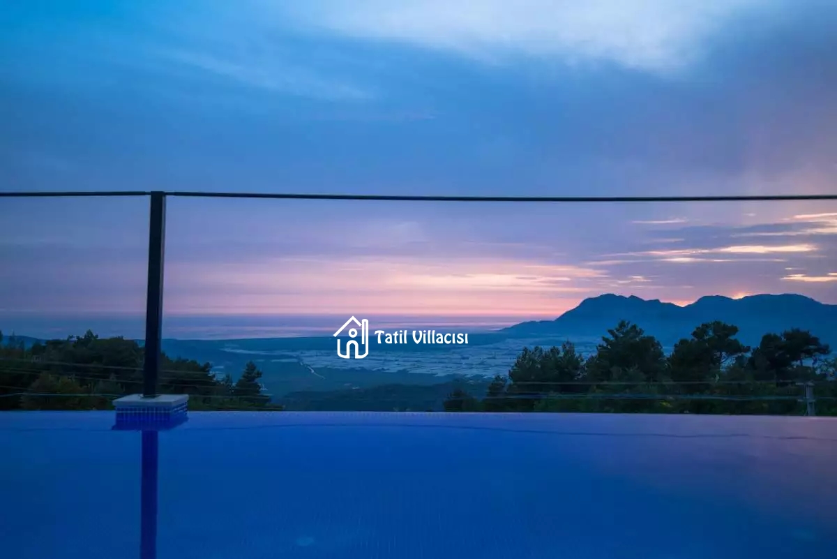 Villa Ayışığı