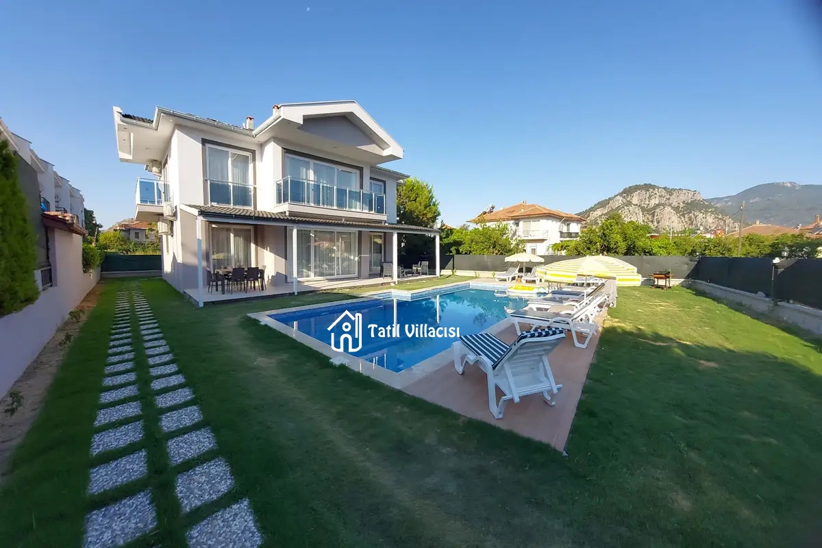 Villa Ayla